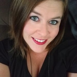 Meet your Posher, Stacy